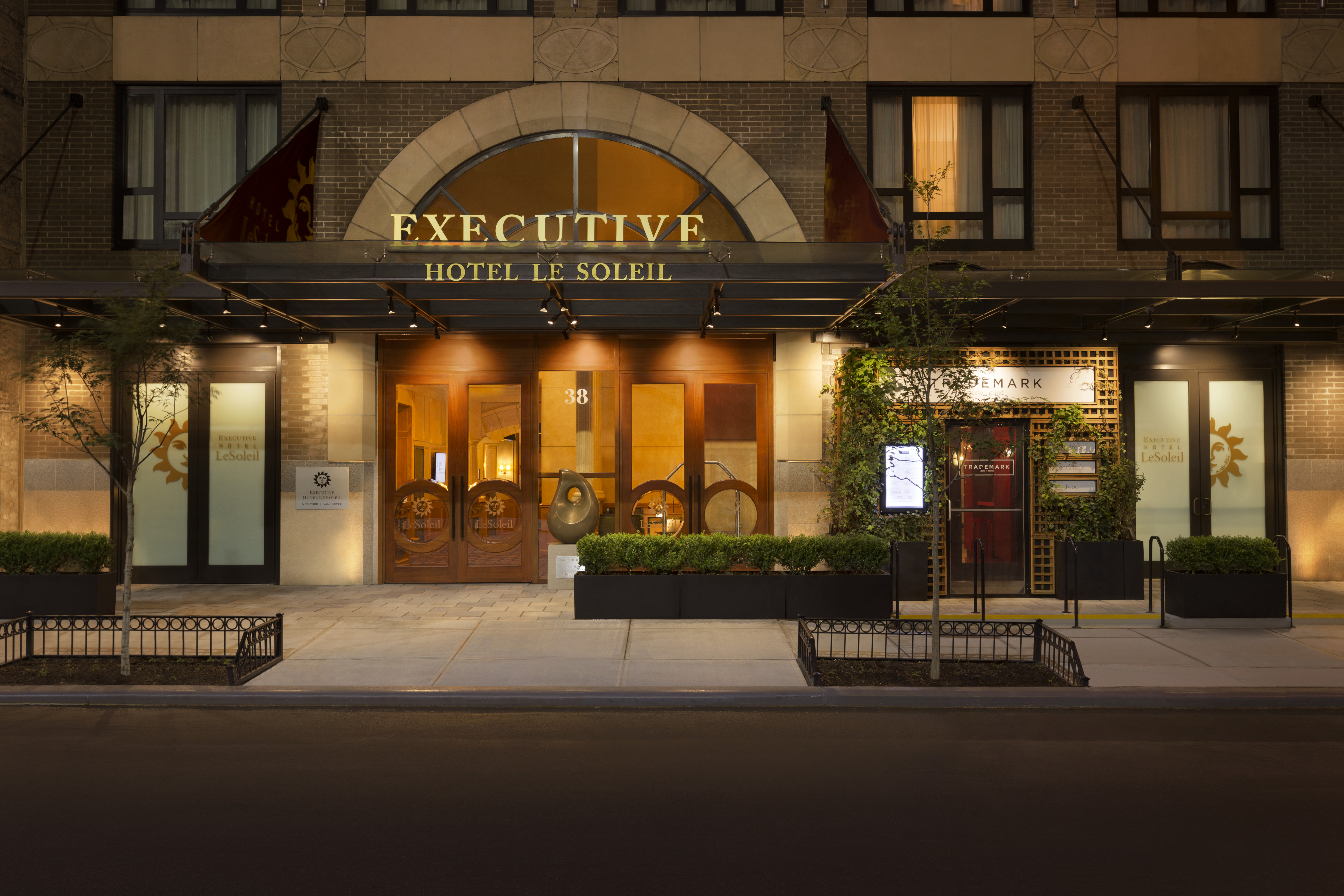 Executive Hotel Le Soleil New York