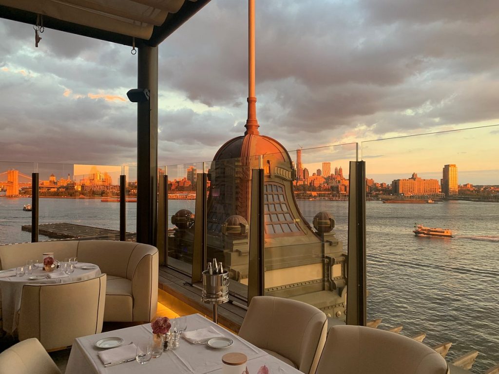 Hotels in NYC With Balcony or Private Terrace